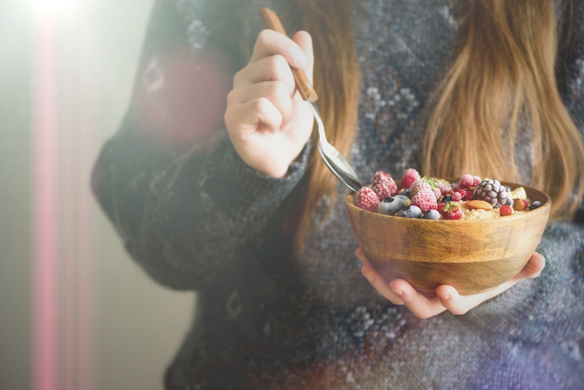 Bowl with fruit