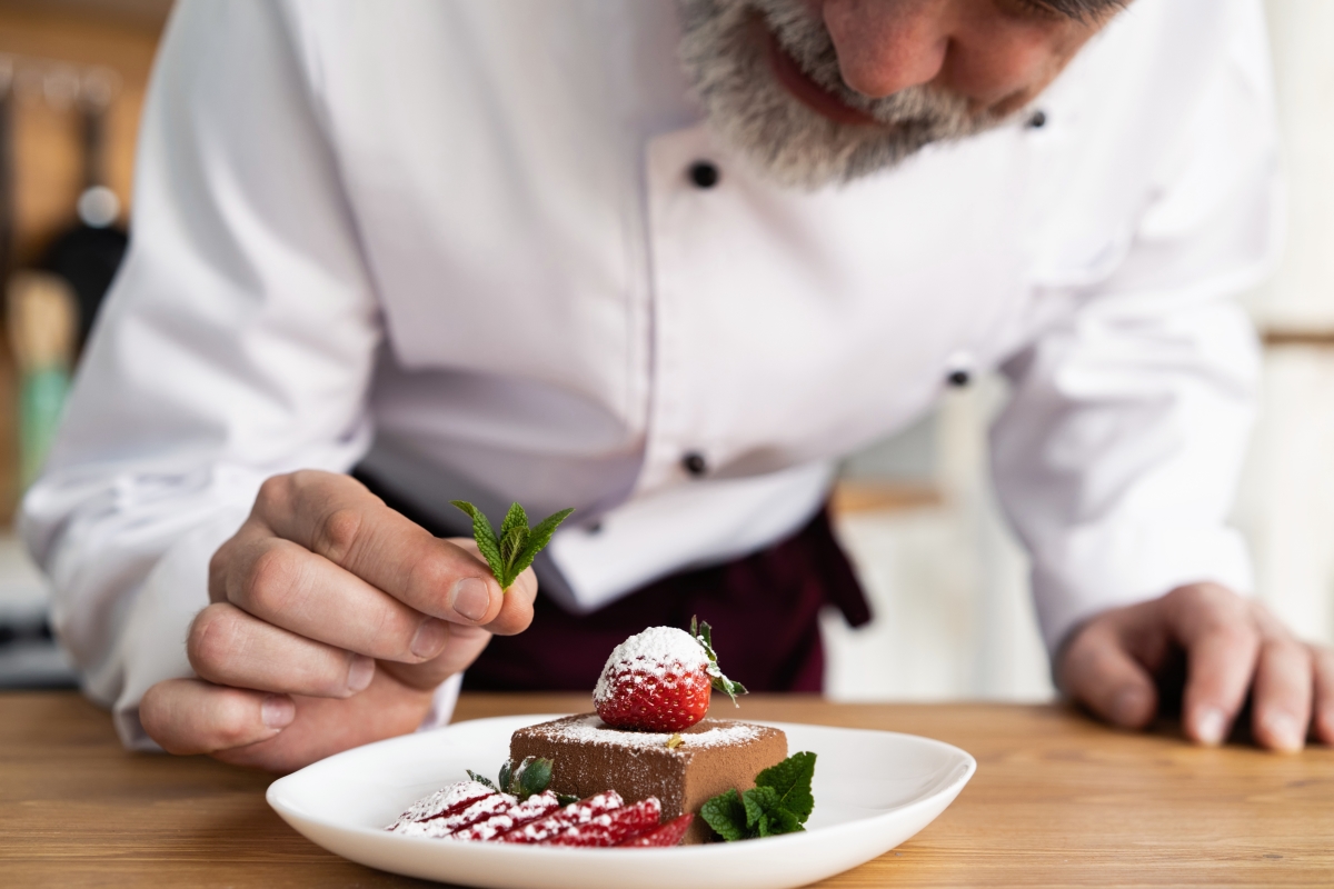 Plating dessert